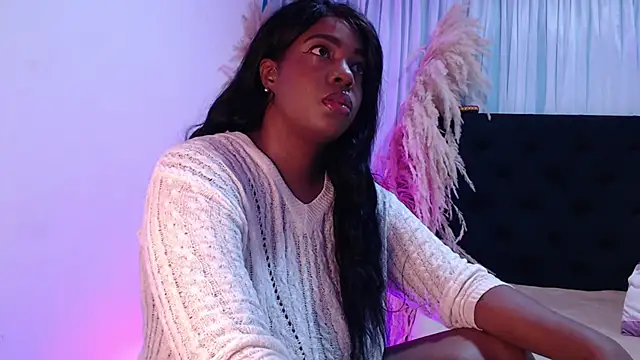 Alhana-miller online show from December 2, 12:40 pm