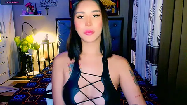 Snapshot of Franchesca_Trans chatting on November 15, 2:15 am Franchesca Trans online show from November 15, 2:15 am