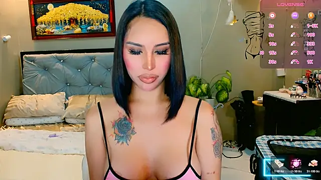 Snapshot of Franchesca_Trans chatting on October 18, 12:56 am Franchesca Trans online show from October 18, 12:56 am