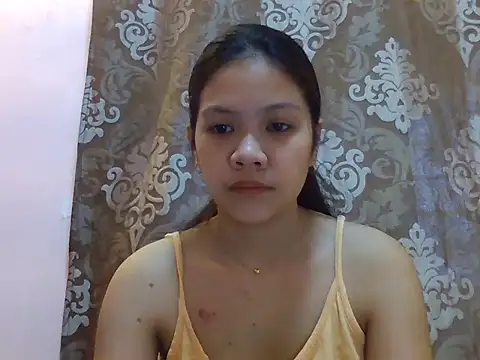 Snapshot of sweetcherry23 chatting on November 30, 12:33 am sweetcherry23 online show from November 30, 12:33 am