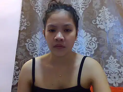 Snapshot of sweetcherry23 chatting on October 16, 2:20 am sweetcherry23 online show from October 16, 2:20 am