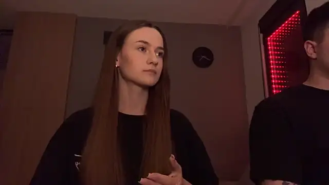 Snapshot of TenDouble chatting on November 14, 9:07 pm TenDouble online show from November 14, 9:07 pm