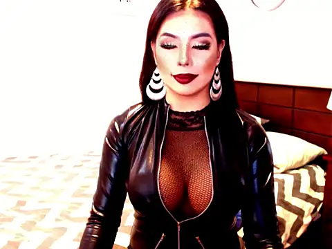 NataliaFernandezz online show from October 17, 1:46 pm