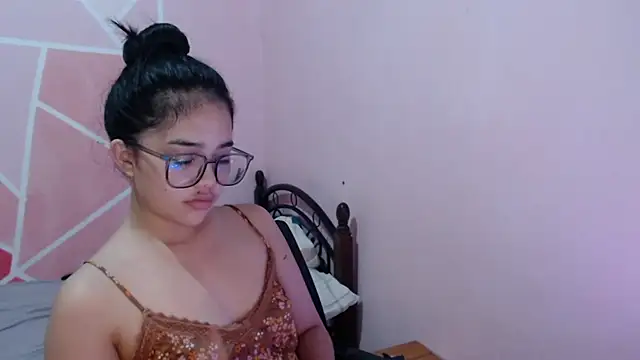 aaliyah walker online show from November 24, 10:48 am