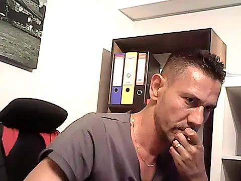 mastercharisma35 online show from May 15, 12:25 pm