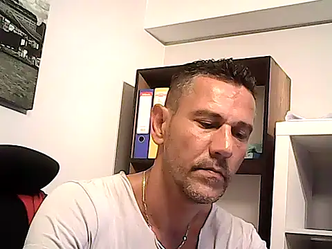 Snapshot of mastercharisma35 chatting on June 8, 3:45 pm mastercharisma35 online show from June 8, 3:45 pm