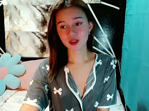 urgirl mikah online show from December 19, 3:21 am