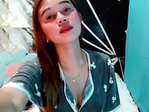 urgirl mikah online show from July 7, 11:30 pm