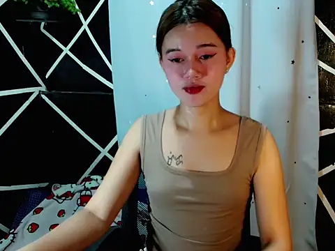 Snapshot of urgirl_mikah chatting on September 14, 2:56 am urgirl mikah online show from September 14, 2:56 am