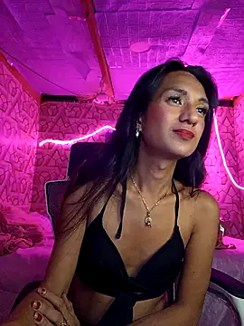 Snapshot of ValarieEater chatting on March 30, 8:32 pm ValarieEater online show from March 30, 8:32 pm