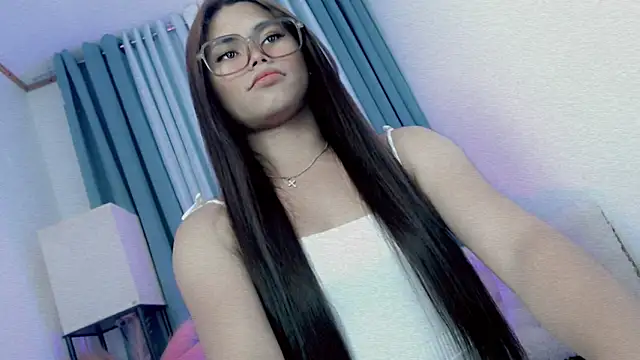 PrettyBlythes TS online show from February 25, 1:44 pm