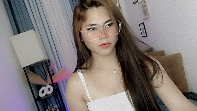 PrettyBlythes TS online show from March 30, 1:12 pm