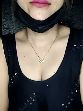 Snapshot of Horny_Shalu chatting on September 13, 6:52 pm Horny Shalu online show from September 13, 6:52 pm