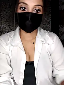 Snapshot of Horny_Shalu chatting on September 18, 5:38 pm Horny Shalu online show from September 18, 5:38 pm