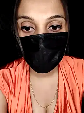 Snapshot of Horny_Shalu chatting on September 29, 6:13 pm Horny Shalu online show from September 29, 6:13 pm