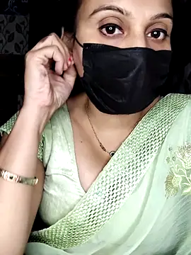 Horny Shalu online show from November 3, 6:22 pm