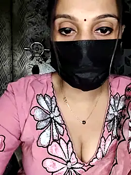 Snapshot of Horny_Shalu chatting on September 17, 6:10 pm Horny Shalu online show from September 17, 6:10 pm