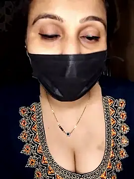 Horny Shalu online show from April 10, 6:37 pm