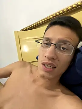 Snapshot of safadezanunes2 chatting on November 11, 3:12 am safadezanunes2 online show from November 11, 3:12 am