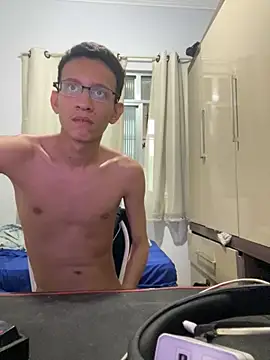 Snapshot of safadezanunes2 chatting on November 5, 8:12 pm safadezanunes2 online show from November 5, 8:12 pm