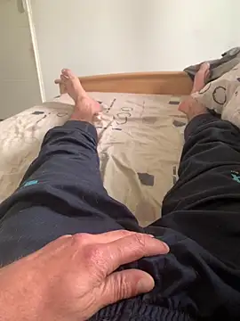 mika13113 online show from April 12, 3:48 pm