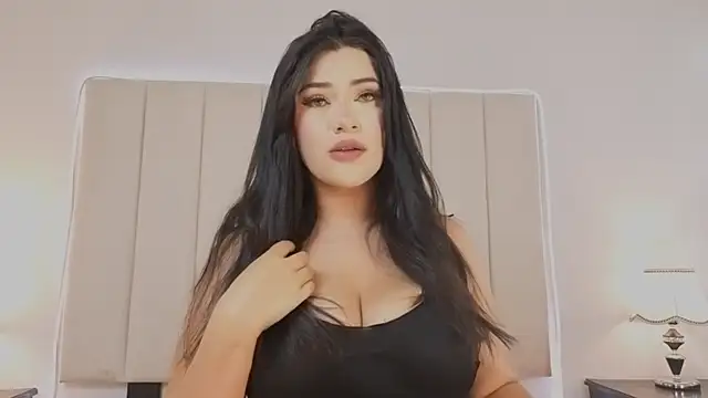 Snapshot of InnaVolkova chatting on June 20, 12:54 pm InnaVolkova online show from June 20, 12:54 pm