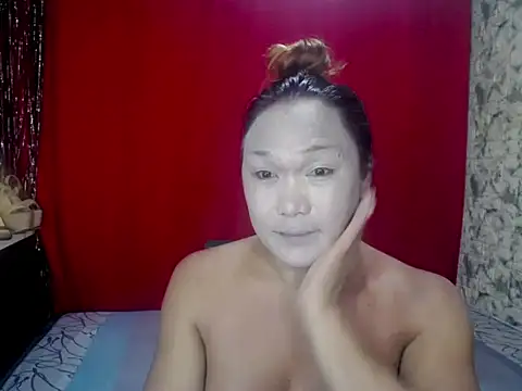 glamorousaMHARGA online show from November 12, 5:50 pm