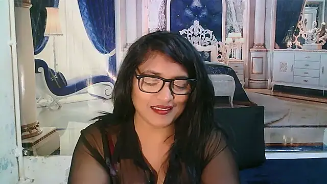 Snapshot of IndiaBlackPanther chatting on July 18, 9:29 am IndiaBlackPanther online show from July 18, 9:29 am