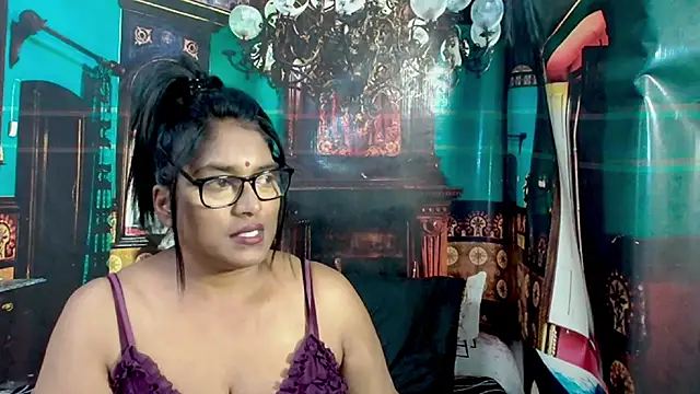 Snapshot of IndiaBlackPanther chatting on July 5, 4:19 am IndiaBlackPanther online show from July 5, 4:19 am