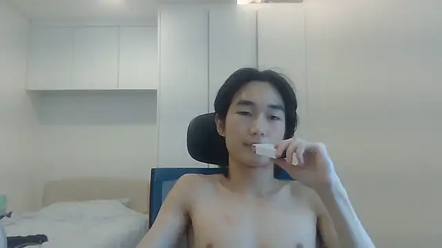 Snapshot of imurboy chatting on July 18, 4:21 am imurboy online show from July 18, 4:21 am