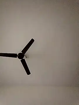 Snapshot of shreyas79 chatting on October 26, 6:14 am shreyas79 online show from October 26, 6:14 am