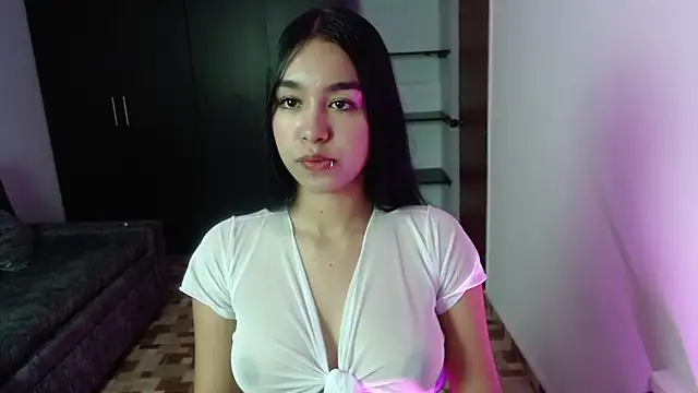 kyra fox  online show from February 2, 1:10 pm