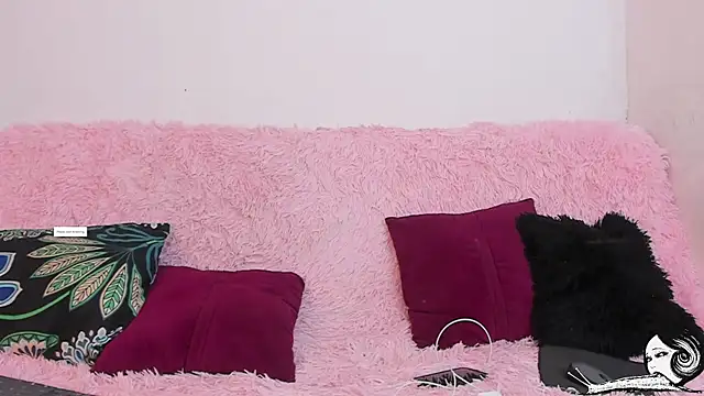 Snapshot of Britney_Rose chatting on June 11, 3:14 am Britney Rose online show from June 11, 3:14 am