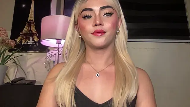 Snapshot of calimonroe chatting on September 25, 5:52 pm calimonroe online show from September 25, 5:52 pm