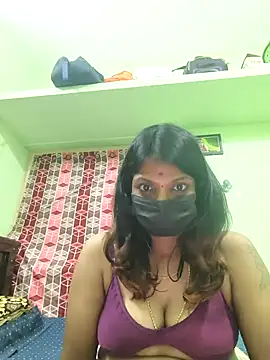 Tamil Ishu online show from October 25, 8:09 pm