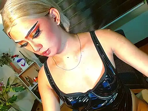 Queen yasii 88 online show from April 8, 3:02 pm