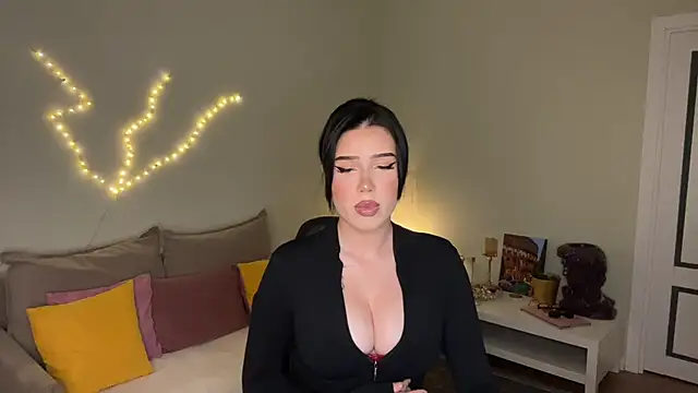 mistress of hearts online show from July 16, 2:03 pm