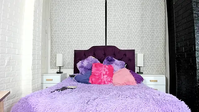 Snapshot of Zamara_Kleii chatting on November 8, 4:38 am Zamara Kleii online show from November 8, 4:38 am