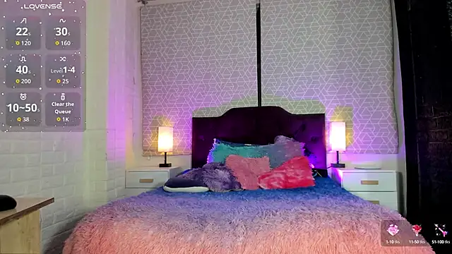 Snapshot of Zamara_Kleii chatting on October 1, 4:06 am Zamara Kleii online show from October 1, 4:06 am