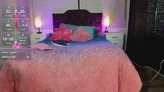 Snapshot of Zamara_Kleii chatting on September 18, 4:15 am Zamara Kleii online show from September 18, 4:15 am