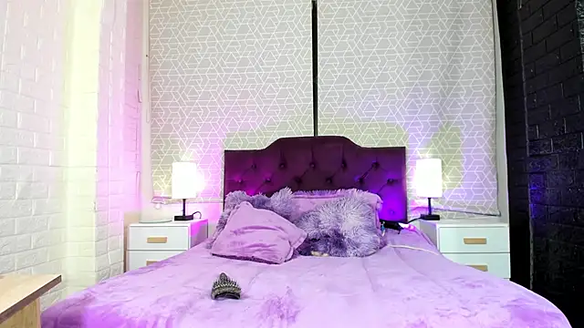 Zamara Kleii online show from January 6, 4:05 am