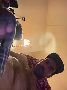 Snapshot of thepenisher777 chatting on September 18, 6:05 am thepenisher777 online show from September 18, 6:05 am