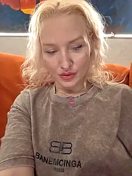 KateMonroe online show from April 21, 10:38 pm