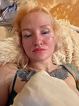 KateMonroe online show from April 18, 8:42 pm