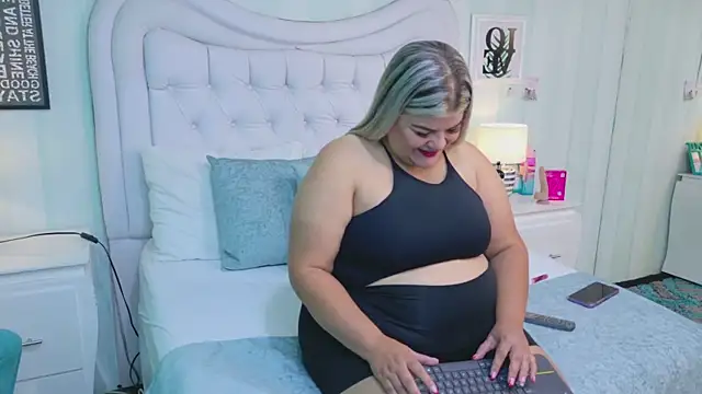 KiimBrooks online show from September 28, 11:17 am