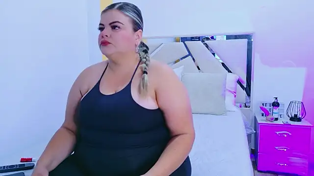 KiimBrooks online show from March 13, 10:09 am