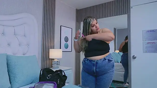 KiimBrooks online show from January 17, 11:14 am