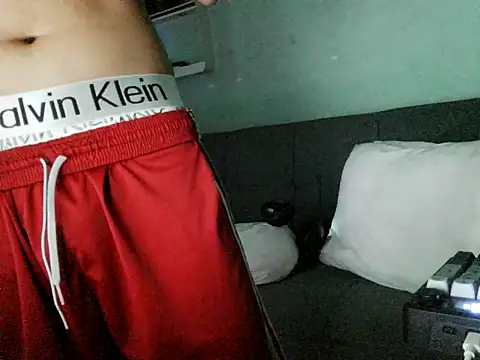 boyhigh1997 online show from April 3, 5:14 am