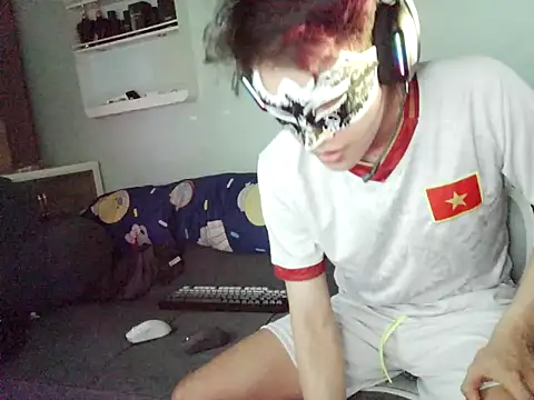 boyhigh1997 online show from February 24, 8:15 am