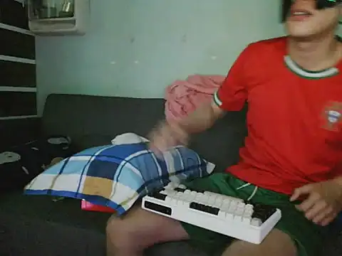 boyhigh1997 online show from December 14, 2:55 pm